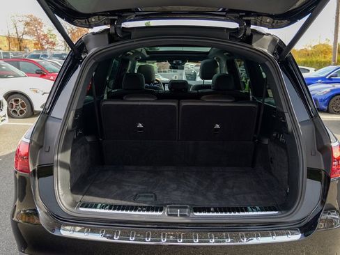 Used 2025 Mercedes-Benz GLS 450 4MATIC image 60