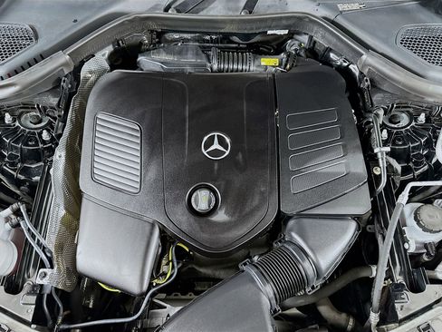 Certified 2025 Mercedes-Benz GLC 350e 4MATIC image 32