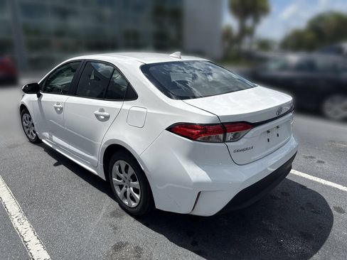Used 2024 Toyota Corolla LE FWD image 7