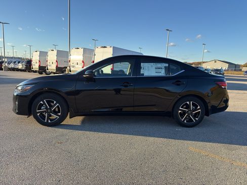 New 2025 Nissan Sentra SV image 6