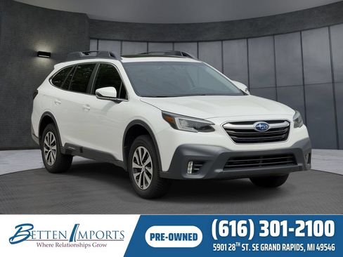 Used 2020 Subaru Outback Premium w/ Popular Package #1 AWD/4WD image 1