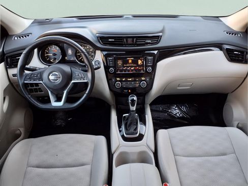 Certified 2021 Nissan Rogue Sport SV image 15