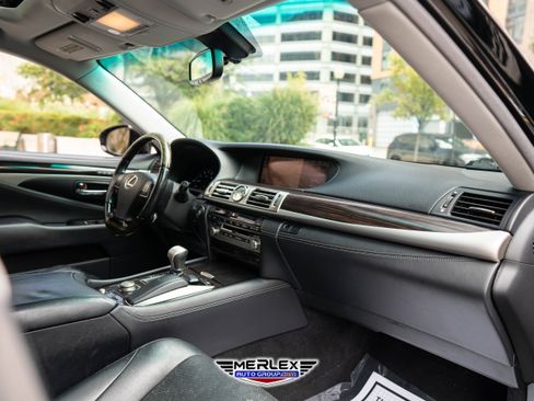 Used 2013 Lexus LS 460 AWD image 15