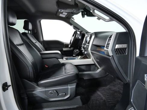 Used 2016 Ford F150 Lariat w/ Equipment Group 502A Luxury image 12