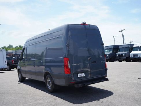 Used 2019 Mercedes-Benz Sprinter 170 image 3