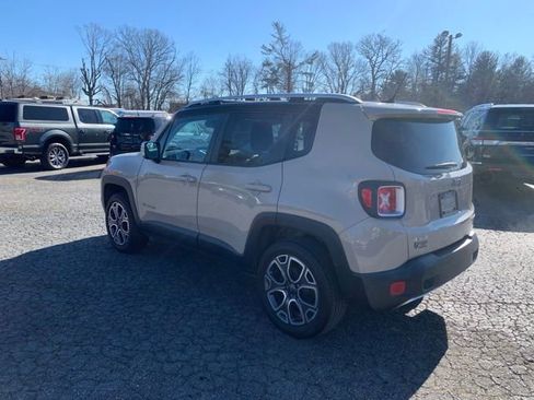 Used 2016 Jeep Renegade Limited image 6