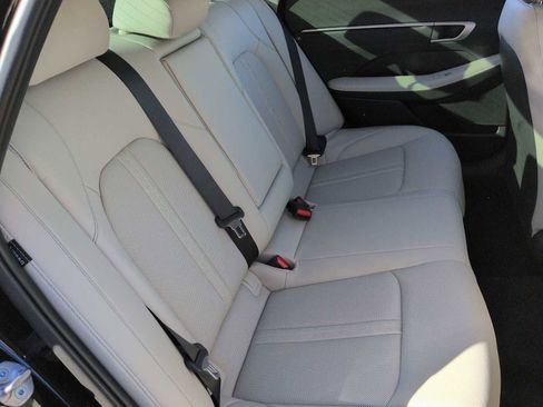 New 2025 Hyundai Sonata Limited image 21