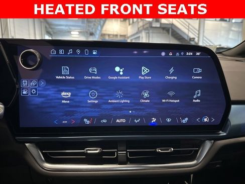 Used 2024 Chevrolet Equinox EV LT image 25