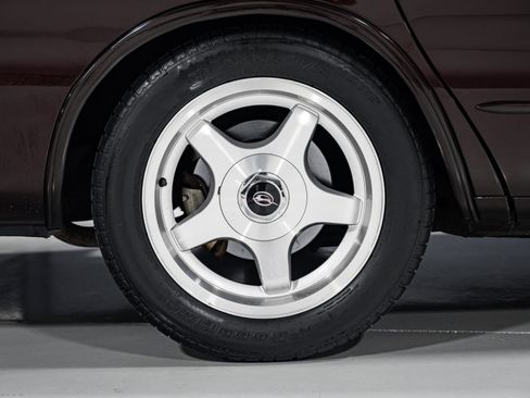 Used 1995 Chevrolet Impala SS image 11