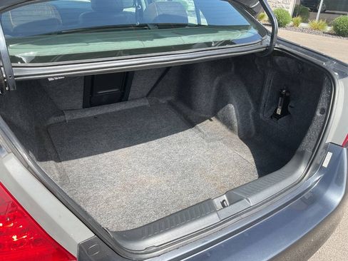 Used 2006 Honda Accord SE image 25