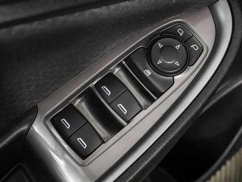 Used 2020 Chevrolet Malibu RS image 33