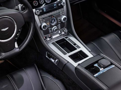 Used 2012 Aston Martin Virage Volante image 8