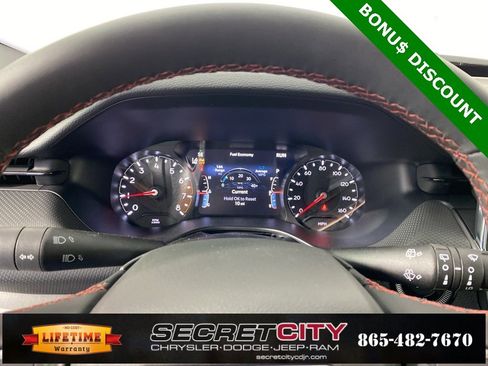 New 2026 Jeep Compass Trailhawk image 18