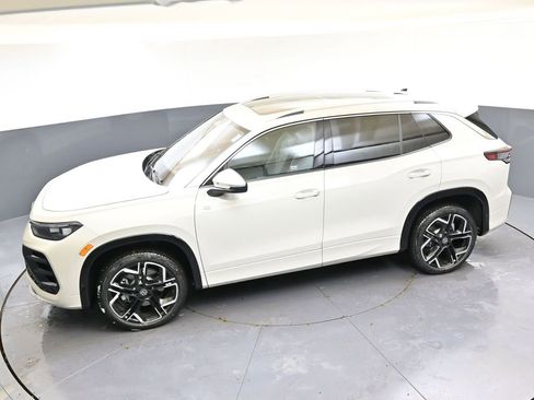 New 2026 Volkswagen Tiguan SEL R-Line image 46