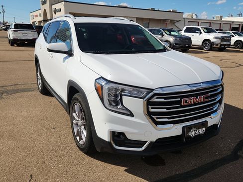 Used 2023 GMC Terrain SLT image 6