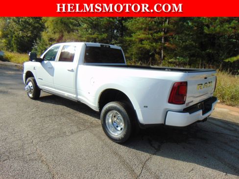 New 2026 RAM 3500 Laramie image 9