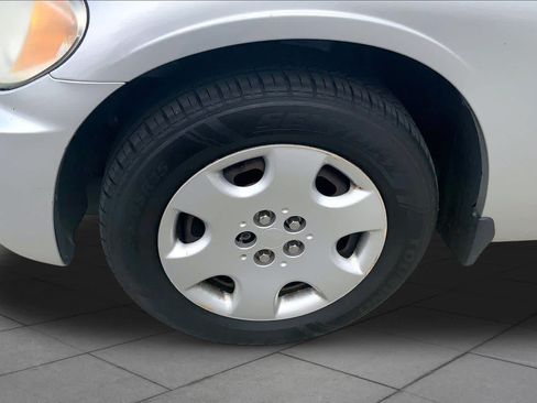 Used 2007 Chrysler PT Cruiser Touring FWD image 10