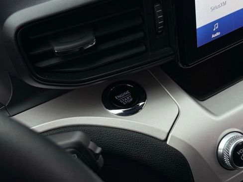 Certified 2024 Ford Explorer XLT image 34