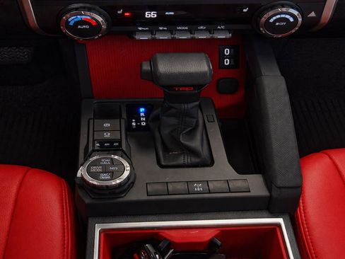 Used 2025 Toyota Tacoma TRD Off-Road AWD/4WD image 18