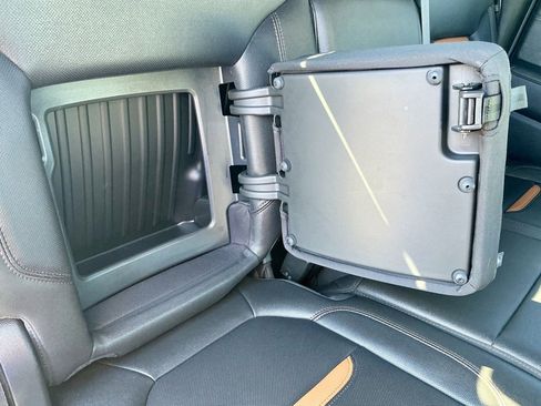 Used 2021 GMC Sierra 1500 AT4 w/ AT4 Value Package image 28