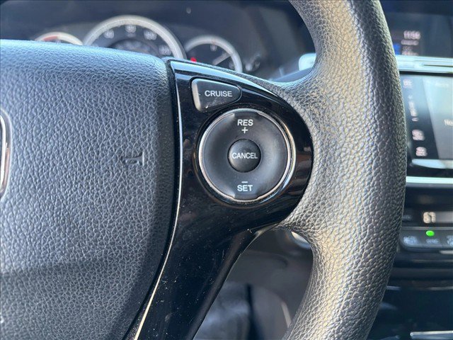 Used 2017 Honda Accord EX image 16