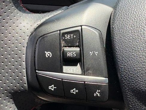 Used 2023 Ford Escape ST-Line FWD image 21