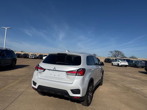 Used 2024 Mitsubishi Outlander Sport ES image 18