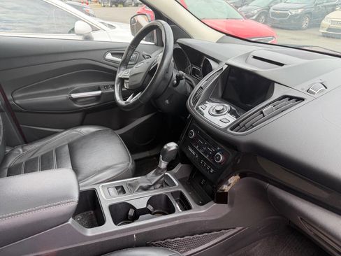 Used 2018 Ford Escape Titanium AWD/4WD image 28