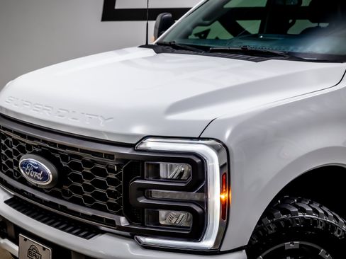 Used 2024 Ford F250 XLT w/ XLT Premium Package AWD/4WD image 25