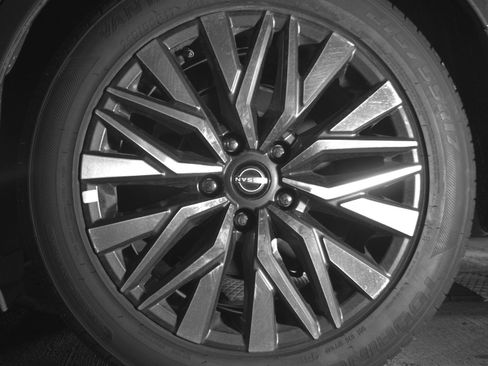 Used 2025 Nissan Altima 2.5 SV image 14