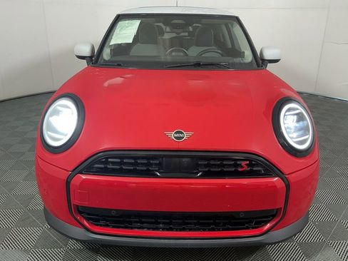 Certified 2025 MINI Cooper S image 3