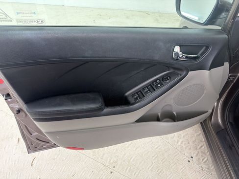 Used 2014 Kia Forte LX w/ Popular Package FWD image 13