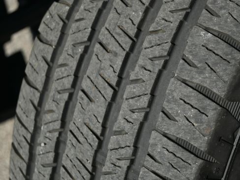 Used 2025 Jeep Wrangler Sahara w/ Safety Group image 28