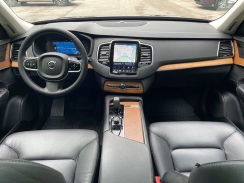 Used 2023 Volvo XC90 B6 Plus w/ Protection Package AWD/4WD image 23