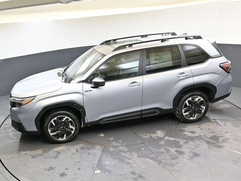 New 2025 Subaru Forester Limited w/ Popular Package image 30