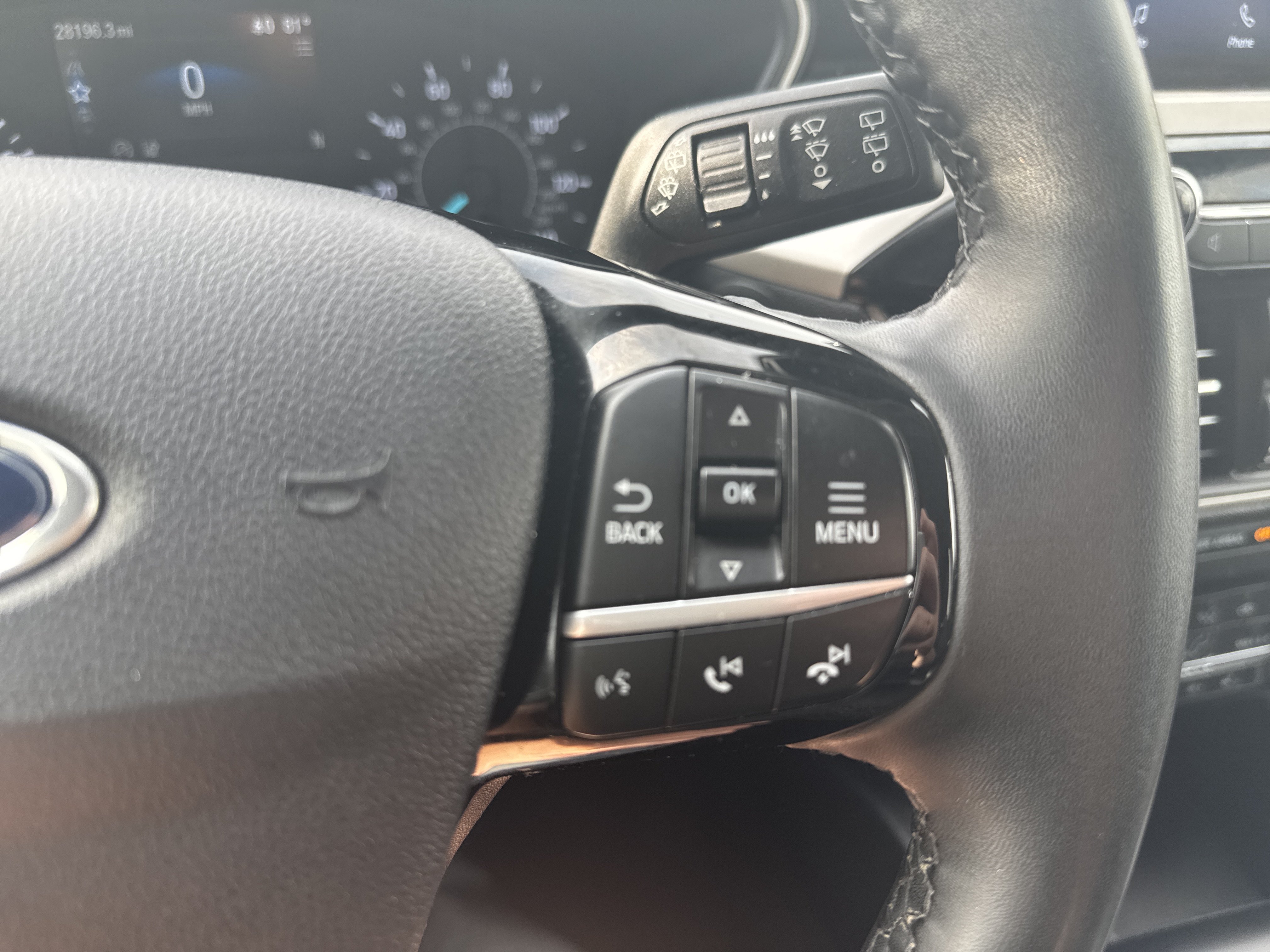 Used 2022 Ford Escape SEL AWD/4WD image 15
