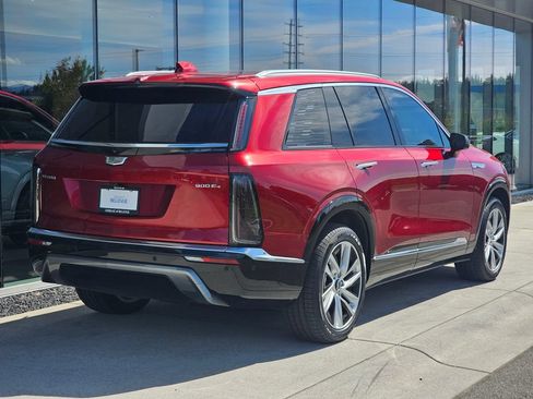 New 2026 Cadillac Vistiq Luxury AWD/4WD image 5
