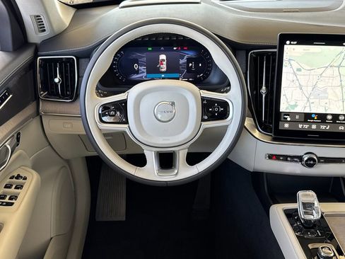 New 2026 Volvo XC90 B6 Ultra image 13