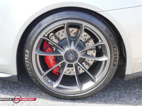 Used 2015 Porsche 911 GT3 RWD image 12