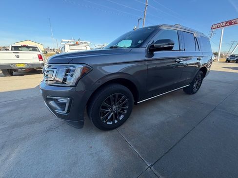 Used 2020 Ford Expedition Limited w/ Equipment Group 301A image 4