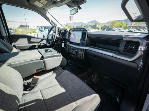 Used 2024 Ford F150 XL image 22