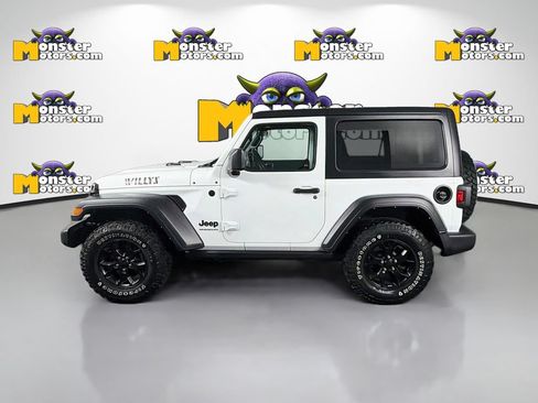Used 2022 Jeep Wrangler Sport AWD/4WD image 8