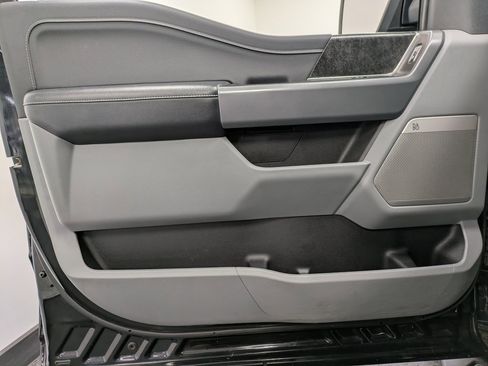 Used 2021 Ford F150 XLT w/ Equipment Group 302A High image 8