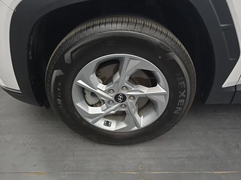 Used 2024 Hyundai Tucson SE AWD/4WD image 16