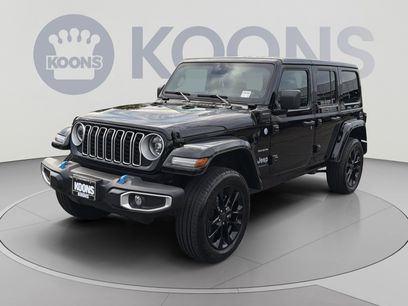 Used 2024 Jeep Wrangler Unlimited Sahara w/ Technology Group