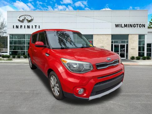 Used 2019 Kia Soul + FWD image 1