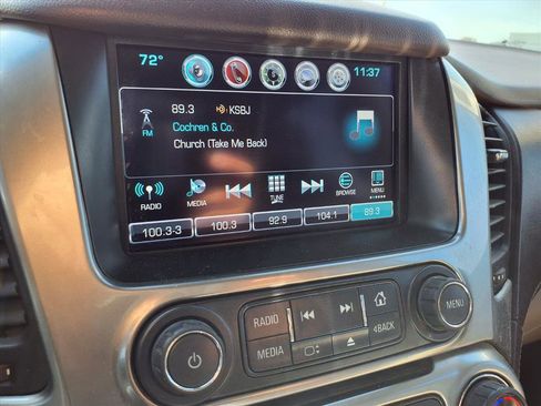 Used 2016 Chevrolet Suburban LT image 7