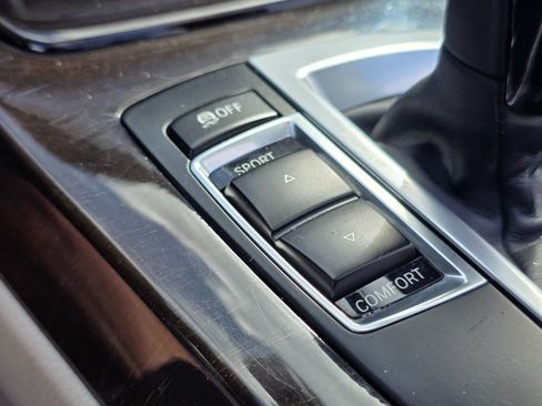 Used 2015 BMW 650i Convertible image 38