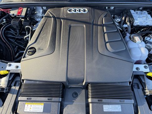 Used 2025 Audi Q7 2.0T Premium w/ Convenience Package image 26