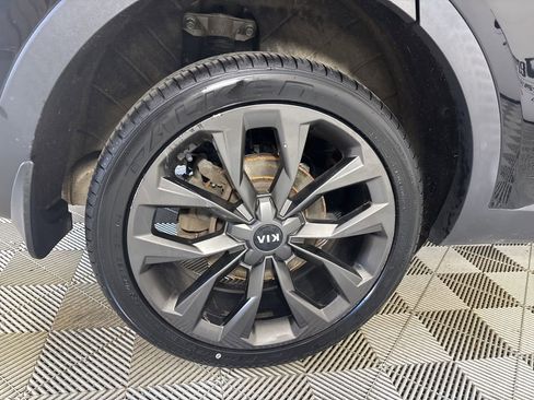 Used 2021 Kia Sorento EX w/ EX AWD X-Line Package image 34